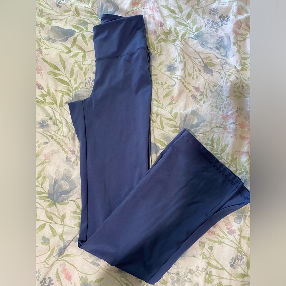 Blue flared leggings